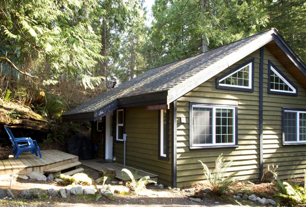 Surfs Inn Rainforest Cottages Ucluelet Zewnętrze zdjęcie